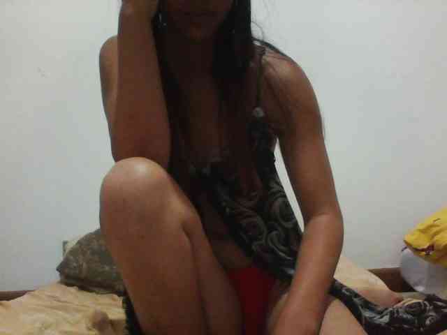 PrettyLie webcam
