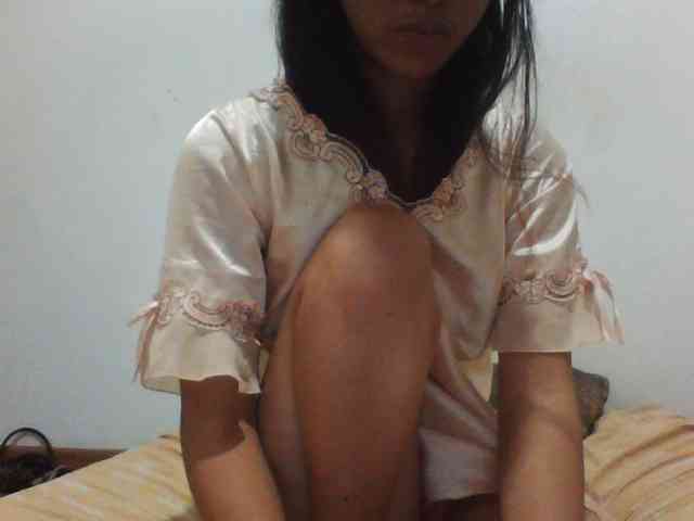 PrettyLie webcam