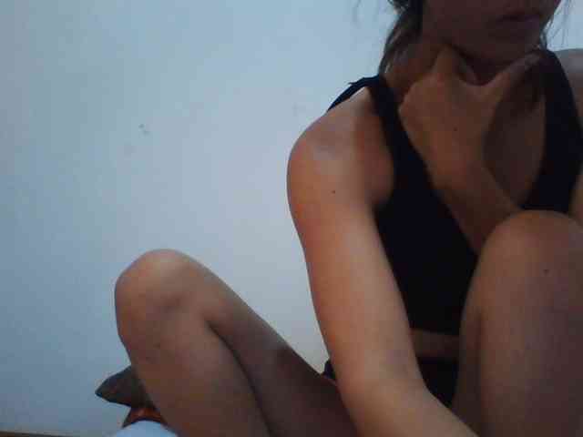 PrettyLie webcam