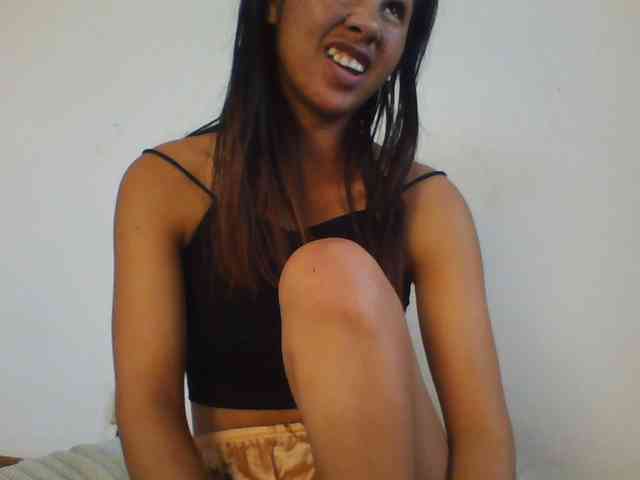 YoungLie69 webcam