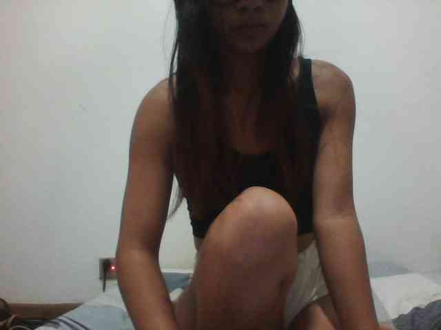 PrettyLie Live Webcam on BongaCams