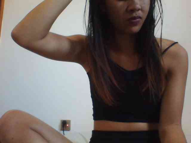 YoungLie69 webcam
