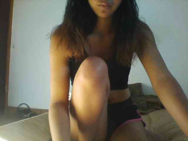 PrettyLie webcam