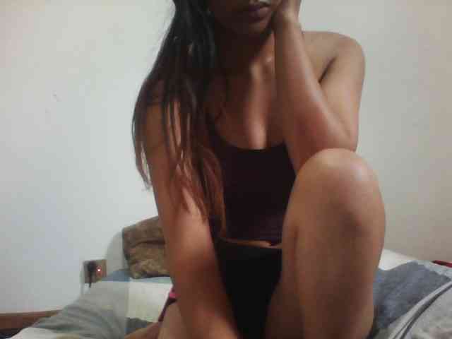 PrettyLie webcam