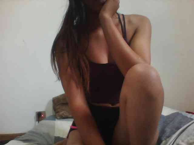 PrettyLie webcam