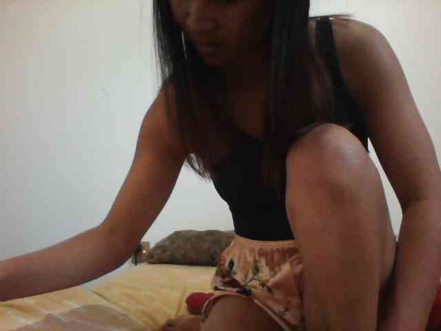 PrettyLie webcam