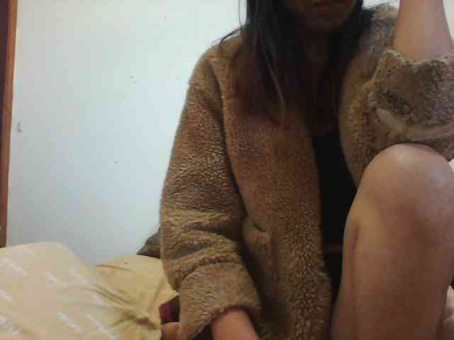 PrettyLie webcam