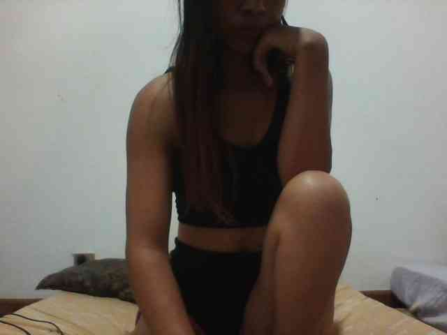 PrettyLie webcam