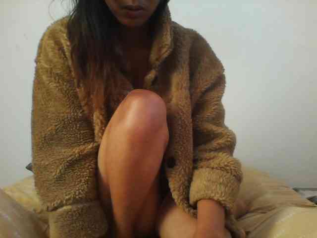PrettyLie webcam