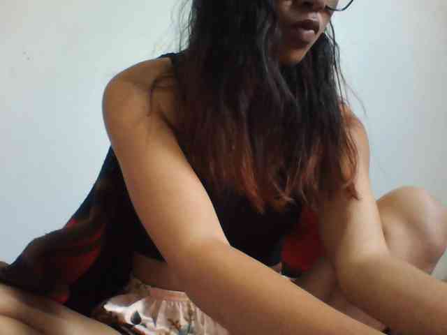 PrettyLie webcam