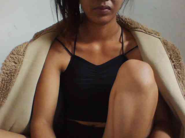 YoungLie69 webcam