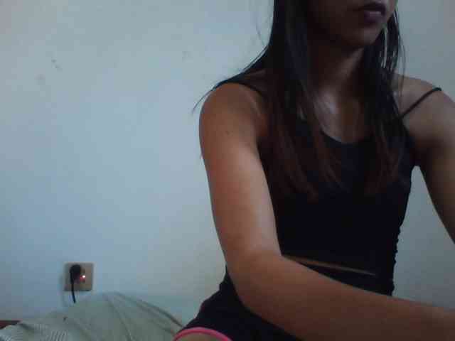 YoungLie69 webcam