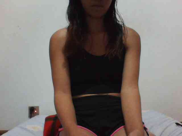 PrettyLie webcam