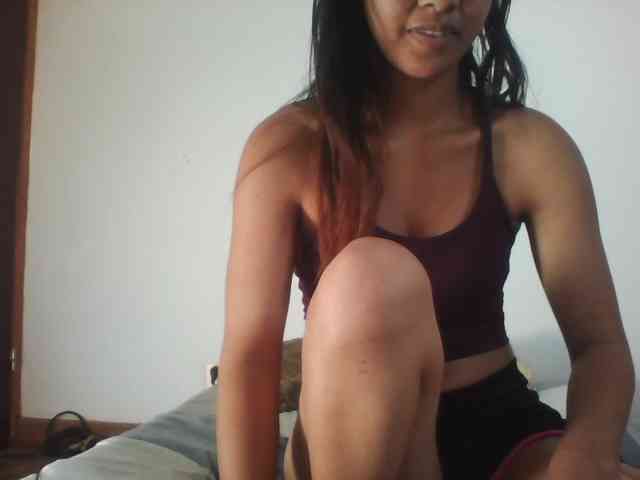 PrettyLie webcam