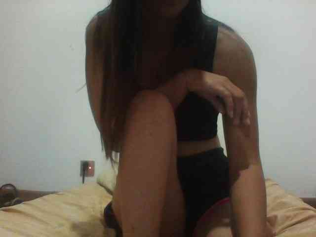 PrettyLie webcam