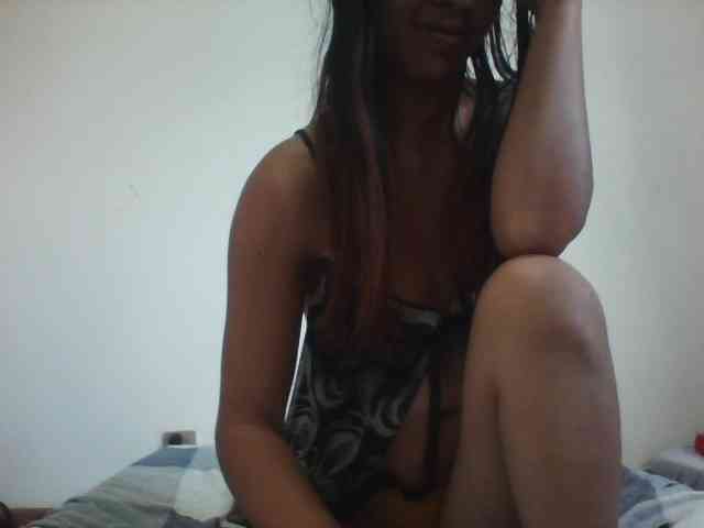 PrettyLie webcam