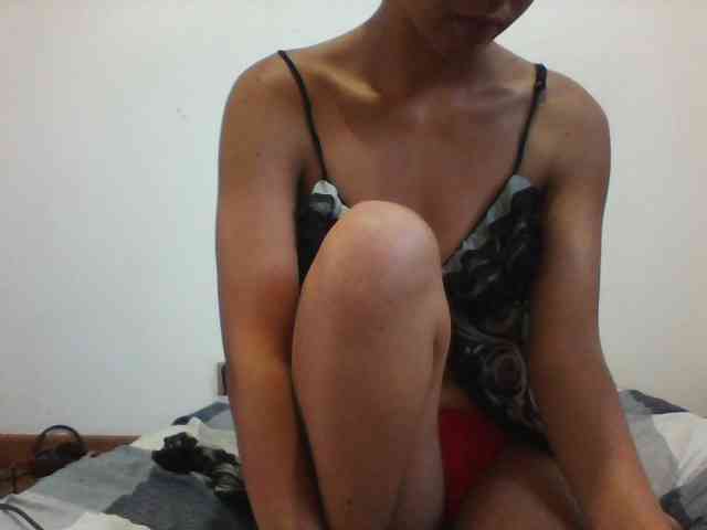 PrettyLie webcam