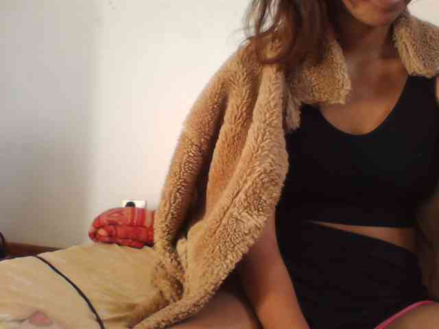 PrettyLie Live Webcam on BongaCams