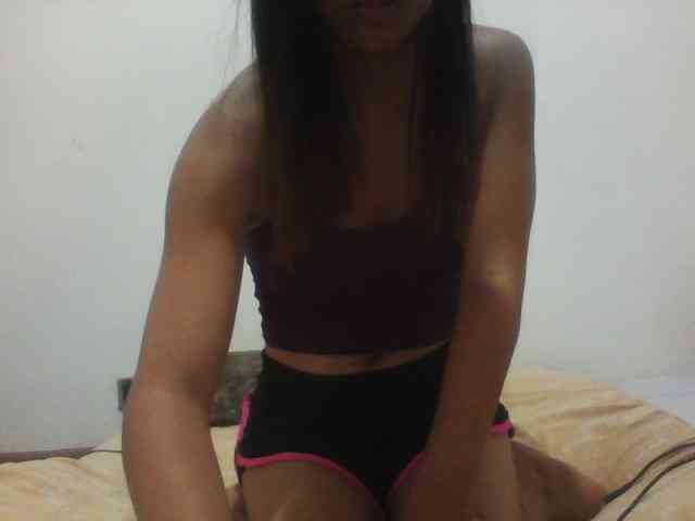 PrettyLie webcam
