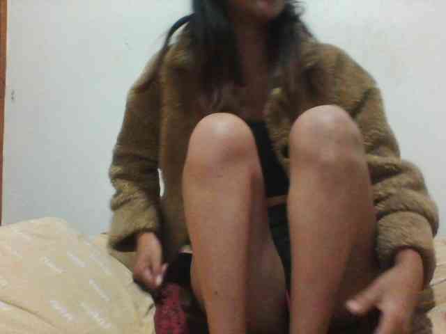 PrettyLie webcam