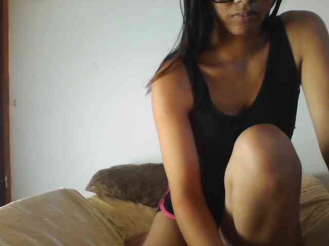 PrettyLie webcam