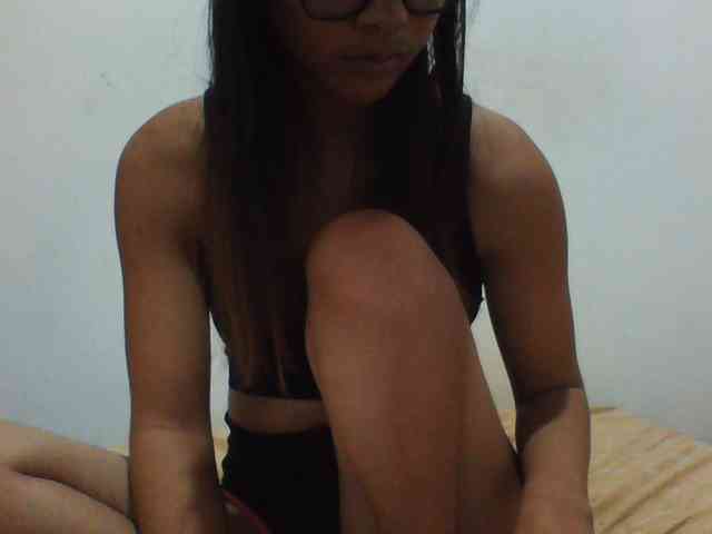 PrettyLie webcam