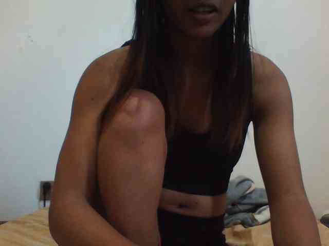 PrettyLie webcam