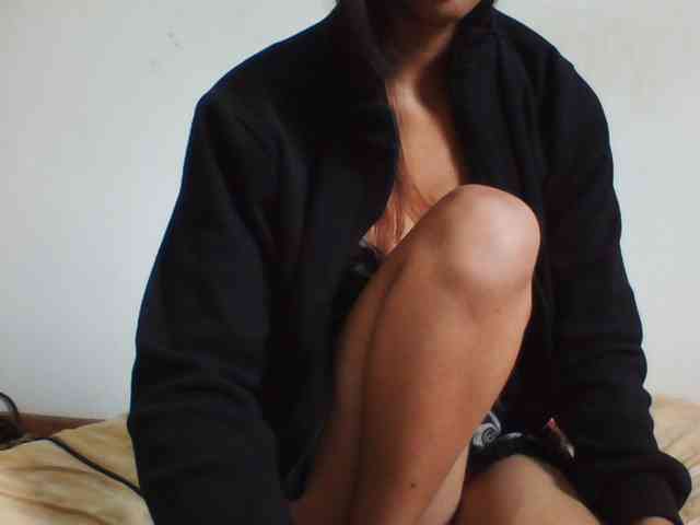 YoungLie69 webcam