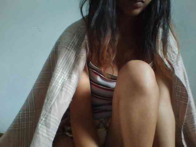 PrettyLie webcam