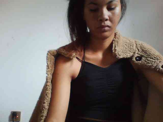 YoungLie69 webcam