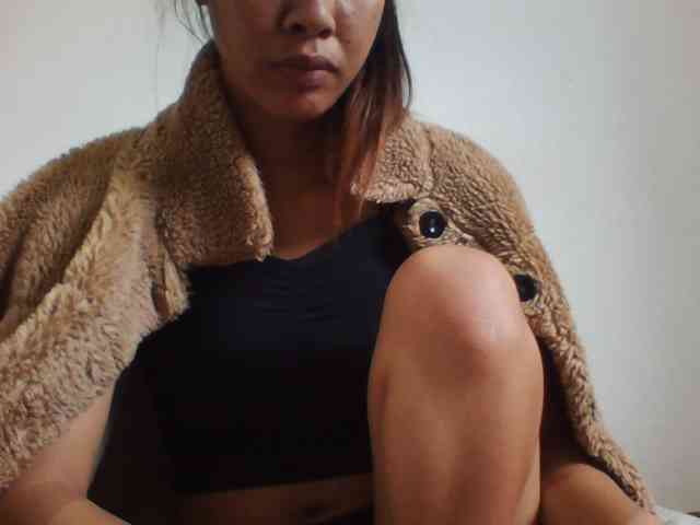 YoungLie69 webcam