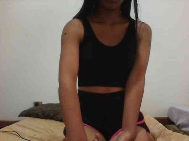 Model: PrettyLie