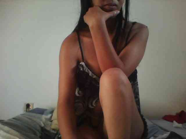 PrettyLie webcam