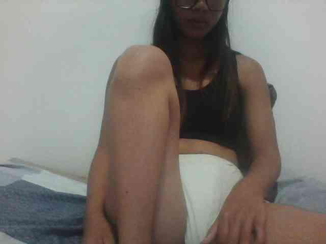 PrettyLie webcam