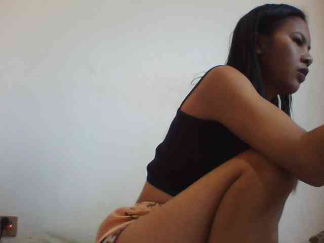 YoungLie69 webcam