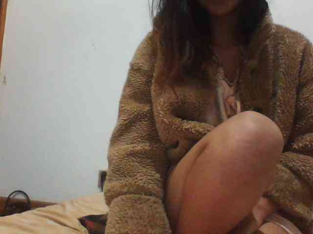 PrettyLie webcam