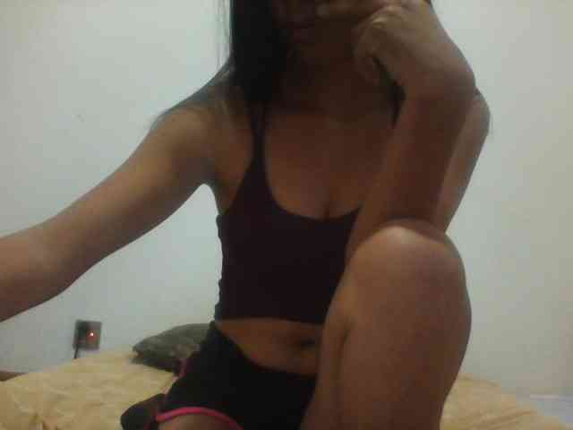 PrettyLie webcam