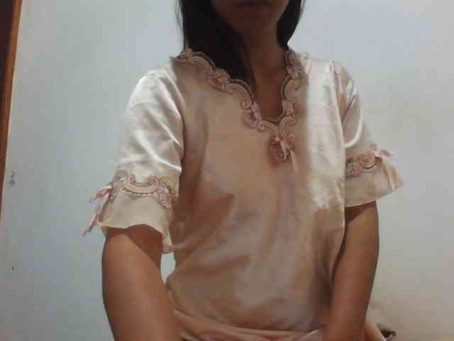 PrettyLie webcam
