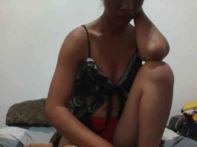 PrettyLie webcam