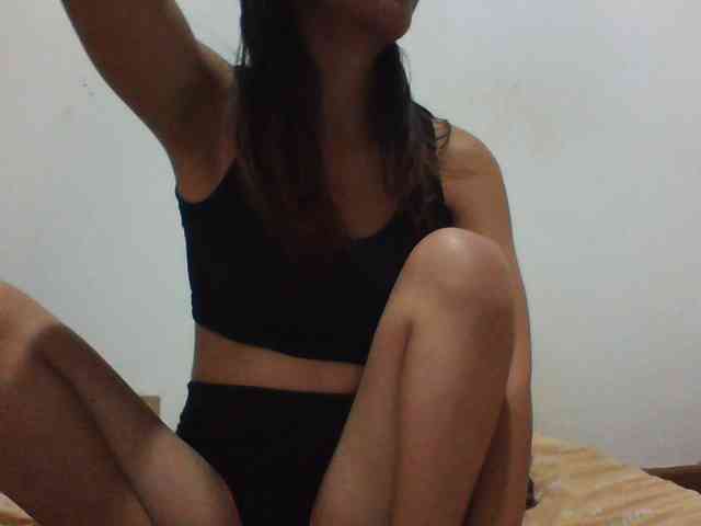 PrettyLie webcam
