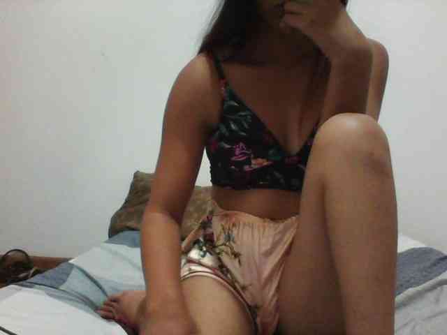 Model: PrettyLie