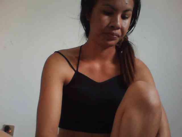 YoungLie69 webcam