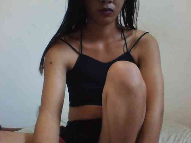YoungLie69 webcam