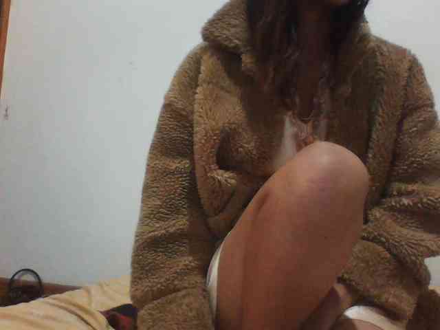 PrettyLie webcam