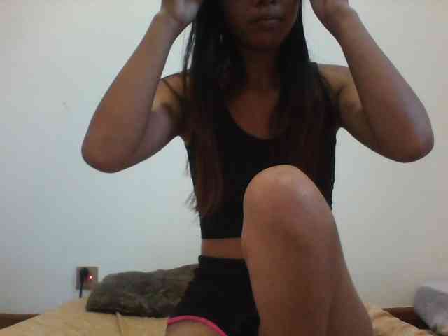PrettyLie webcam