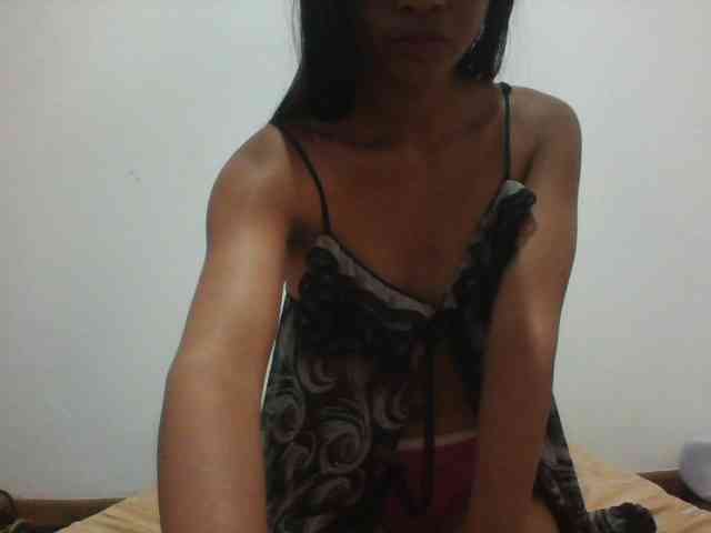 PrettyLie webcam