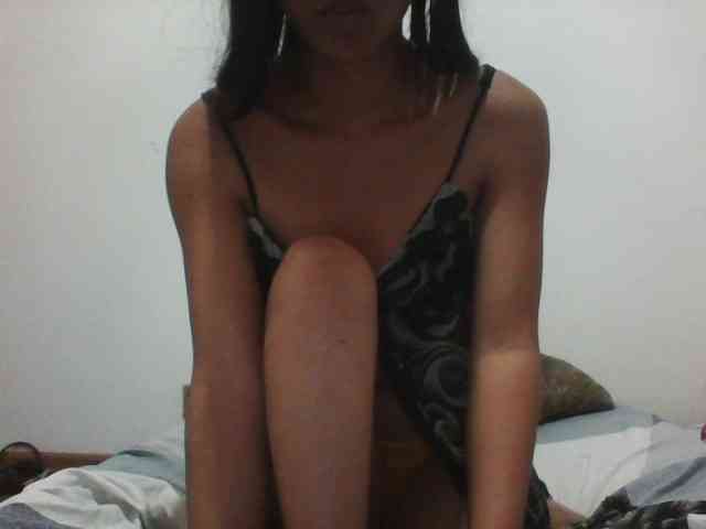 PrettyLie webcam