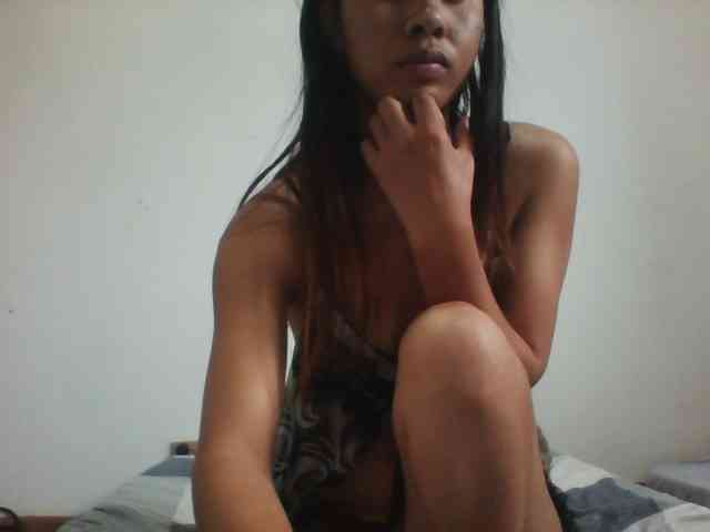 PrettyLie webcam