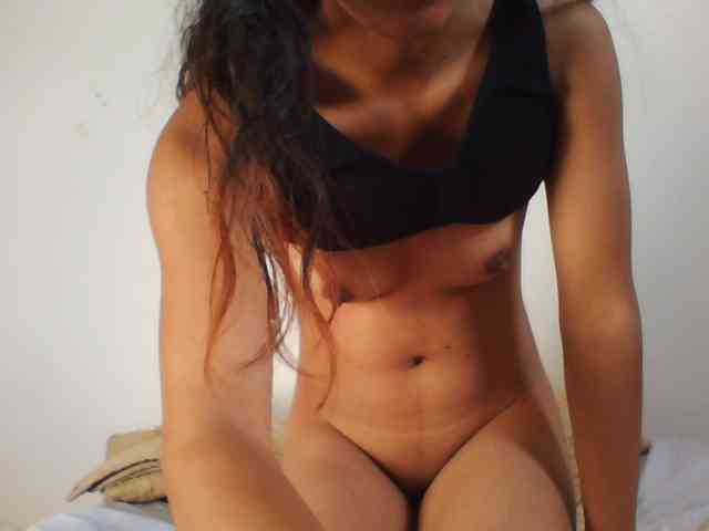 PrettyLie Live Webcam on BongaCams