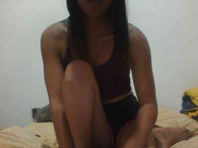 PrettyLie webcam
